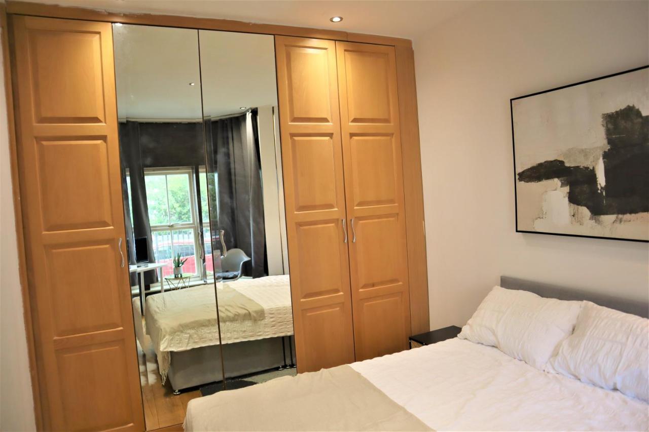 Camden Rooms 2 London Exteriör bild