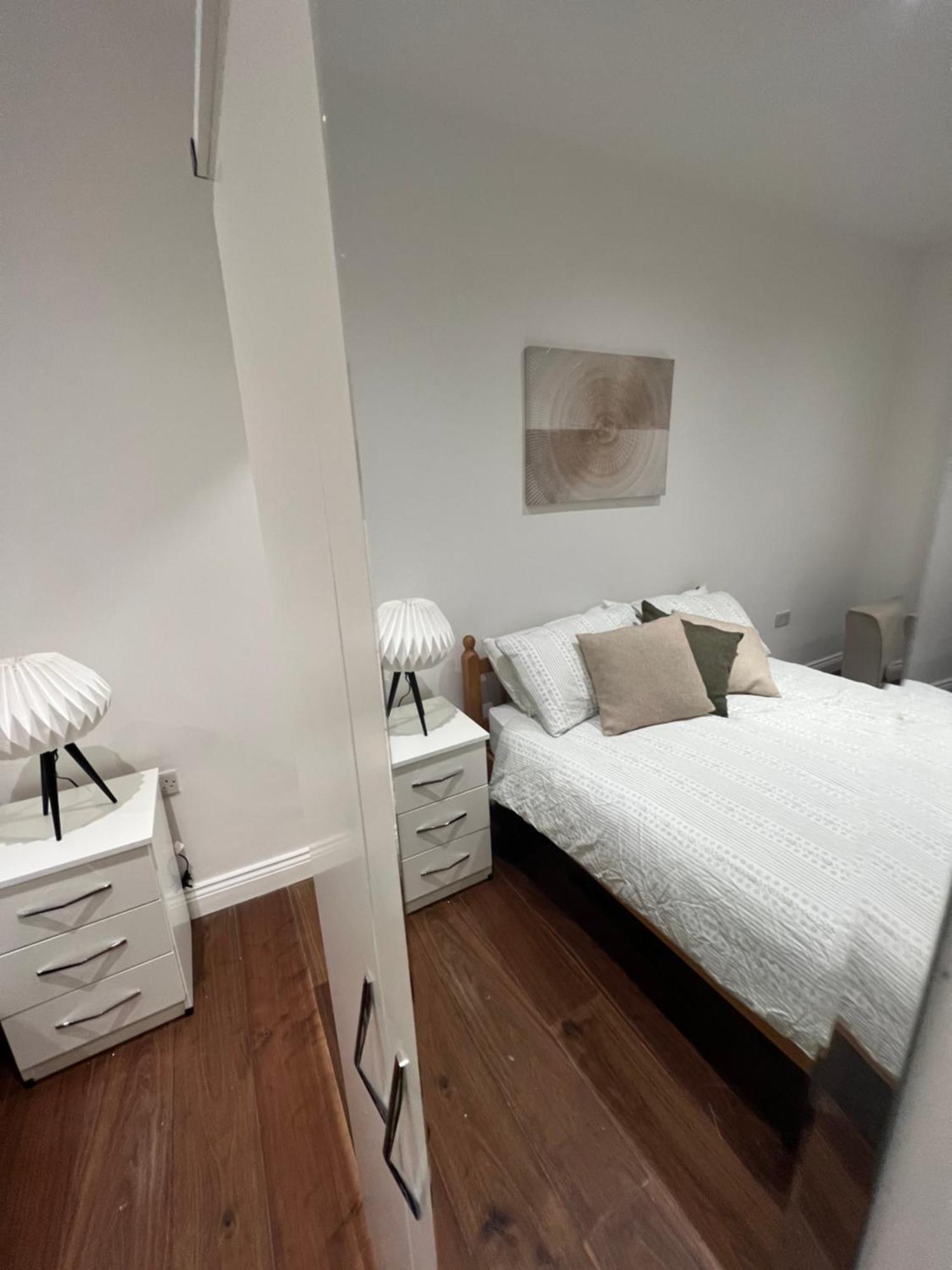 Camden Rooms 2 London Exteriör bild